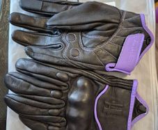 leather motorbike gloves