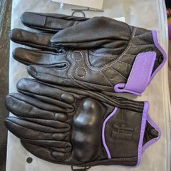 leather motorbike gloves