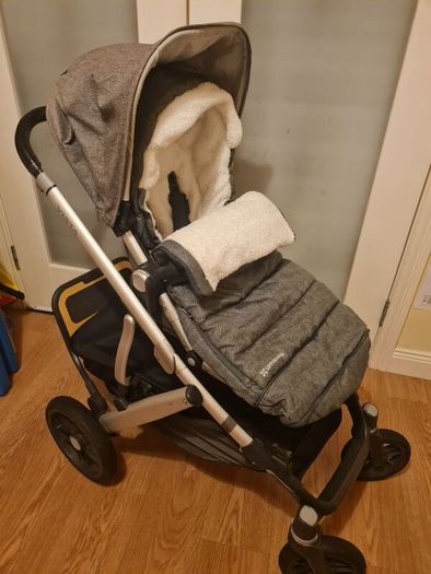 Uppababy Vista V2