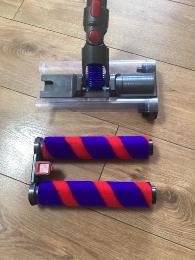 DYSON  double turbo brush hard floor