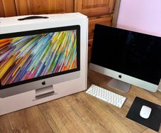 Apple iMac 21.5inch (2017) i5, 8GB RAM, 1TB, Box & Accessories