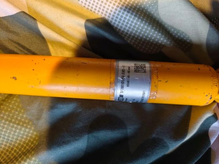 Rear shocks Volkswagen golf mk7