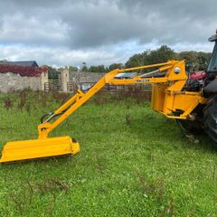 McConnell hyreach Hedge cutter