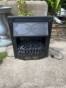 Electric fire insert