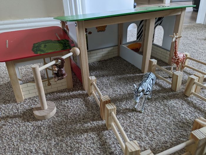 Playtive Zoo Enclosure