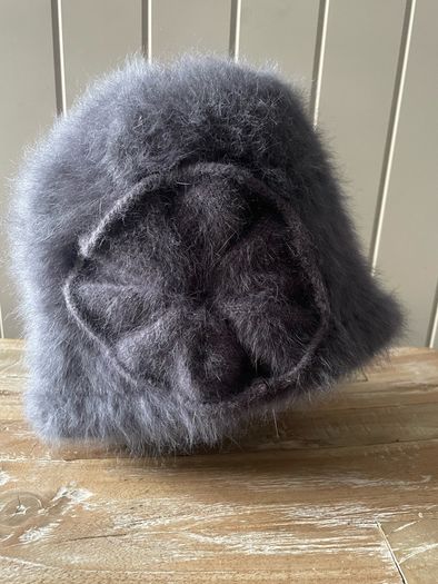 Seeberger womens Gray animal hair blend fuzzy bucket hat with a flower decoration new