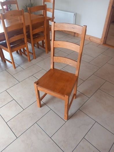 Kitchen 1.8 metre dining oak table (8 chairs)