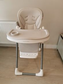 high chair - red kite