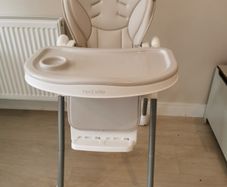 high chair - red kite