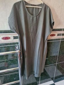 Green summer dress with pockets