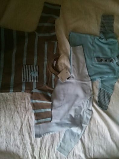 BNWT NEXT long sleeved tops. Size :Up to 1 month