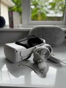 Quest 2 with extended battery pack.