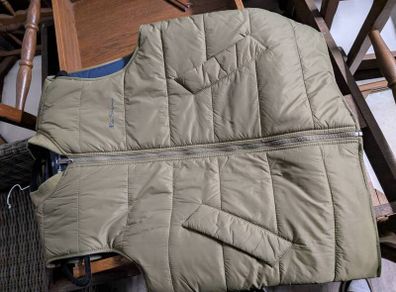 men's gilet small green