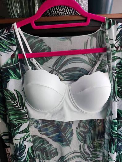 Bikini top + beach cover up