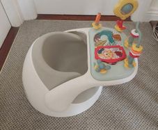 Mamas & Papas Baby Snug Floor Seat