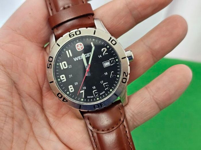 Vintage Swiss Made Wenger Swiss Army Quartz watch