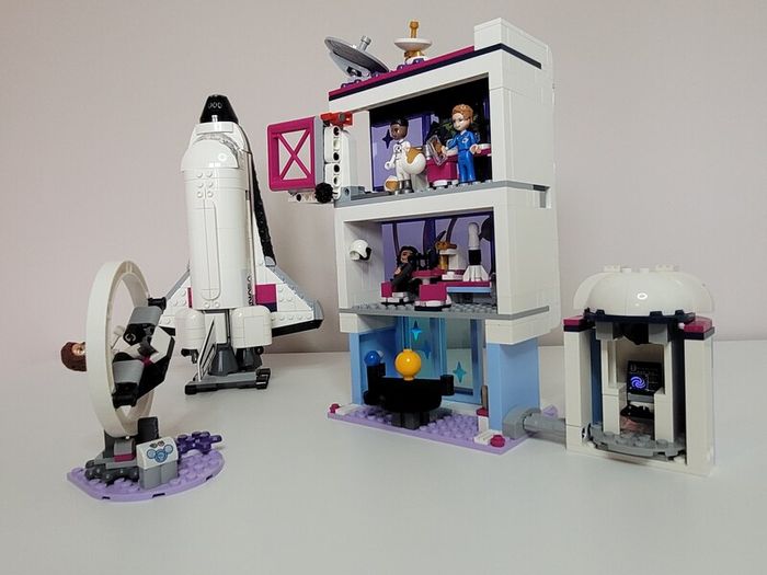 LEGO Friends 41713 Olivias Space Academy