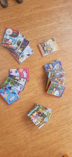 Bundle children's DVDs