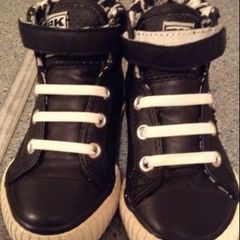 Boys never worn runner boots uk 5