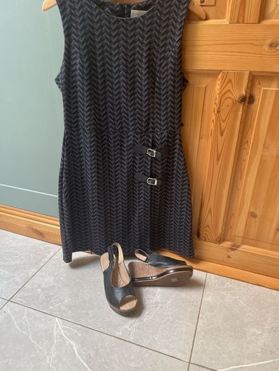 dress and sandles