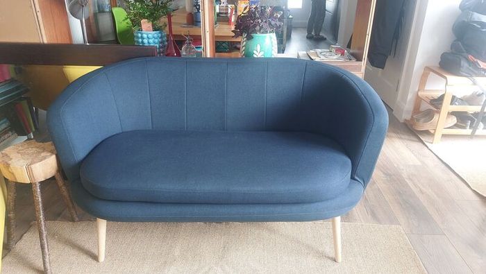 Fabulous Neat and Sturdy Two Seater Sofa on Wooden Legs in Excellent Condition