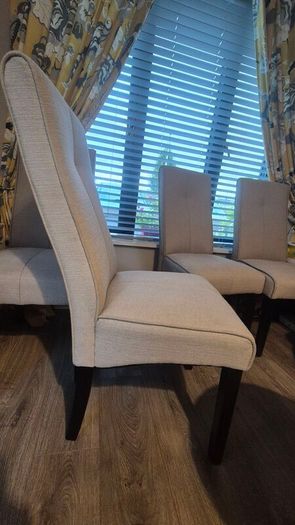 4 dinning chairs