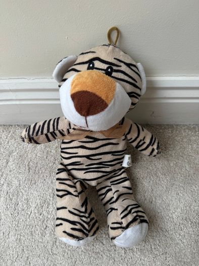 Paws Tiger Plush Approx 30 cm. Used PLease see pictures
