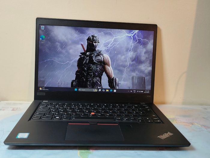 Lenovo ThinkPad X390 Intel i7 8th Gen | 16GB RAM | 256GB SSD | Windows 11 | Office 2021