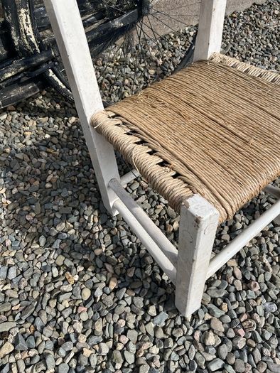 Irish Sugan Chair