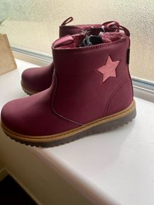 Brand new girls waterproof boots from H&M Size 13