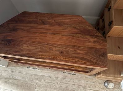 corner TV unit