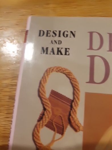 Decorstive Details Design And Make From Pet Smoke Free Home In Very Good Condition