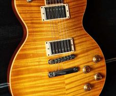 2017 Gibson Les Paul Standard High Performance Series (Delivery available)