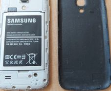 Samsung Galaxy S4 Mini Model GT-I9195, for parts or repair, not powering up