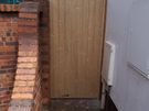 side gates Image 3