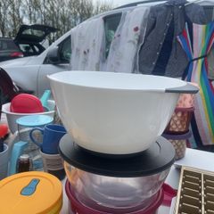Large white container with silicon bottom
