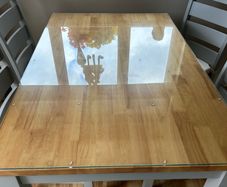 Glass for tabletop