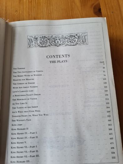 Large The Illustrated Stratford Shakespeare. By  Chancellor Press. LARGE VOLUME BOOK.