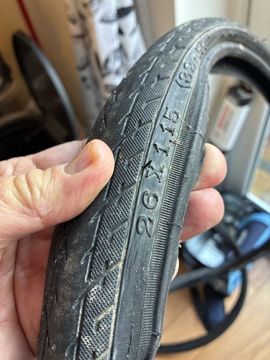bicycle road tyres ( 26" x 1.5 )