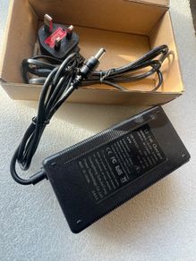 67.2V 2.0A Lithium Charger For Kugoo Kukirin G4 Electric Scooter Battery Charger (BUILD WITH FAN) Keep The Charger Away From Overheating.