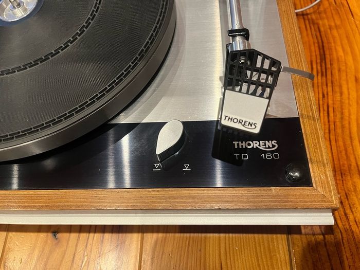Thorens 160 Turntable