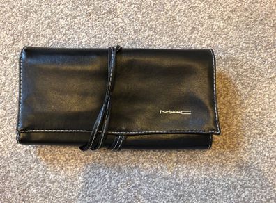 MAC brush pouch