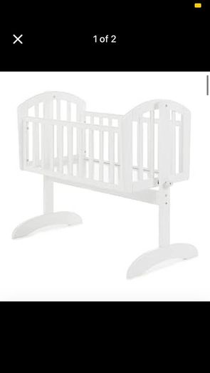 infant crib
