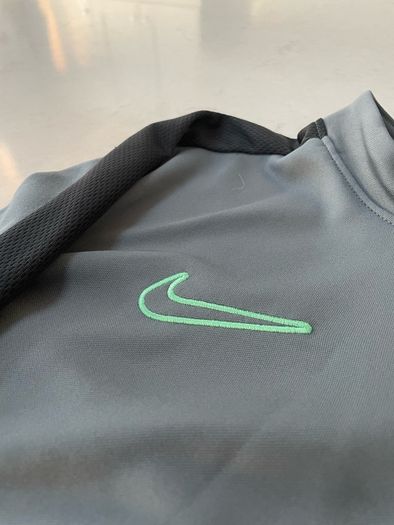 Boys Nike grey tracksuit