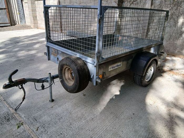 6ft6 x 4ft ifor williams trailer