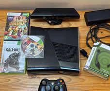Xbox 360 S 250GB + Kinect