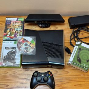 Xbox 360 S 250GB + Kinect