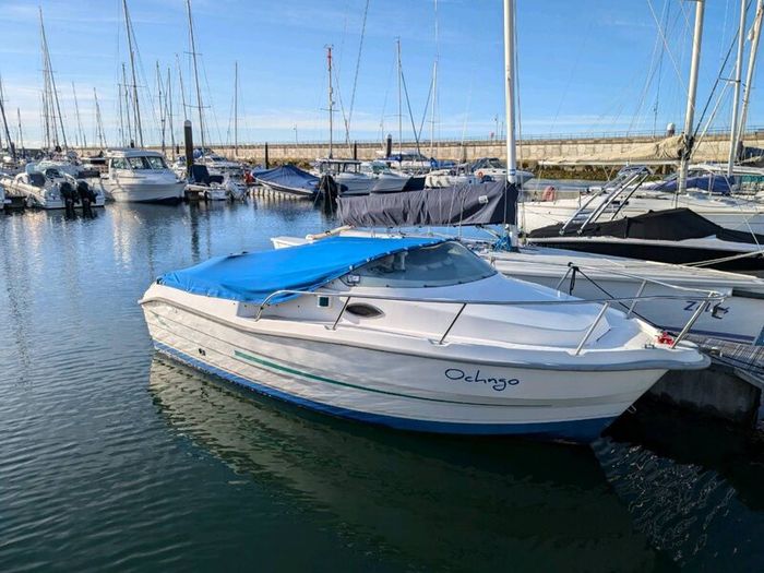 Sport/fishing boat - 60hp outboard