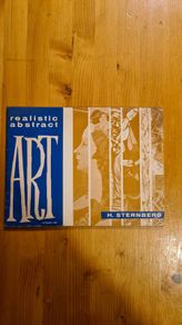 Realistic Abstract Art Pitnan 29. 1959. Paperback In Good Condition.