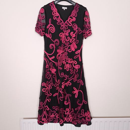 Country Casuals CC Black Sheer Mesh Fuchsia Pink Soutache Ribbon Embroidered V-Neck Midi Dress 16UK/44EU